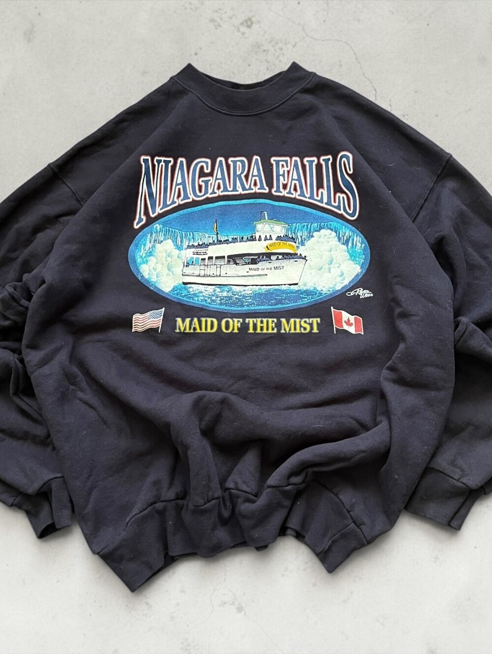 Vintage 90s Niagara Falls Maid of the Midst Graphic Crewneck Sweatshirt Large